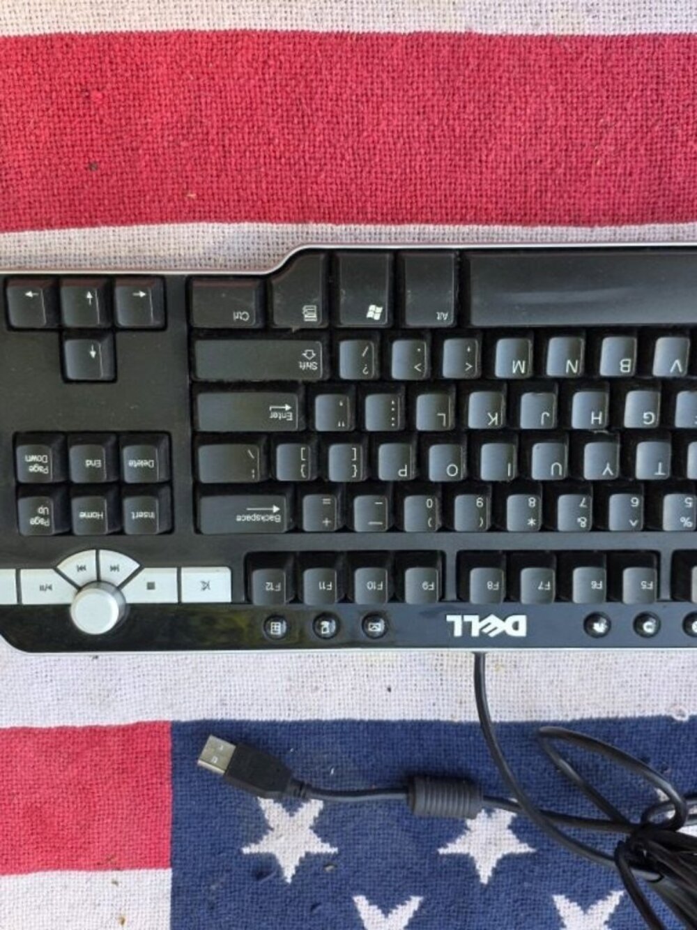 Dell Multimedia USB Keyboard - Picture 1 of 2